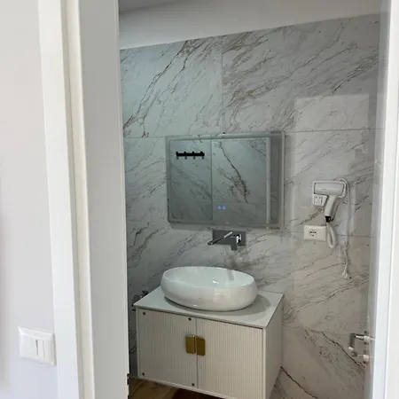 Hotel Cayo Exclusive Vlore