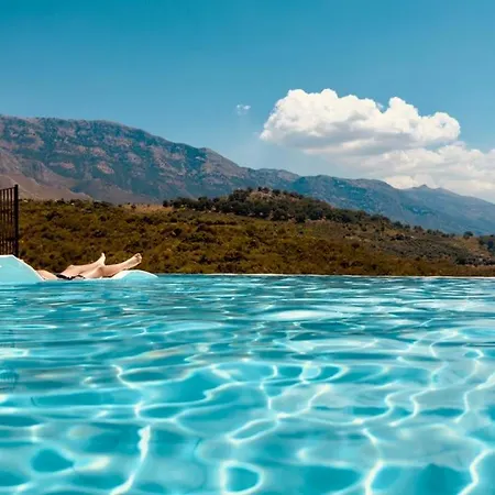 Hotel Cayo Exclusive Vlore