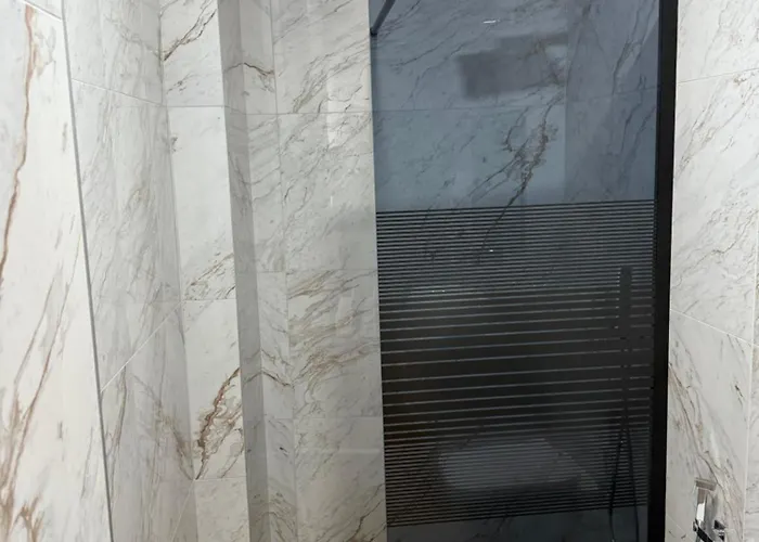 ホテル Cayo Exclusive Vlorë